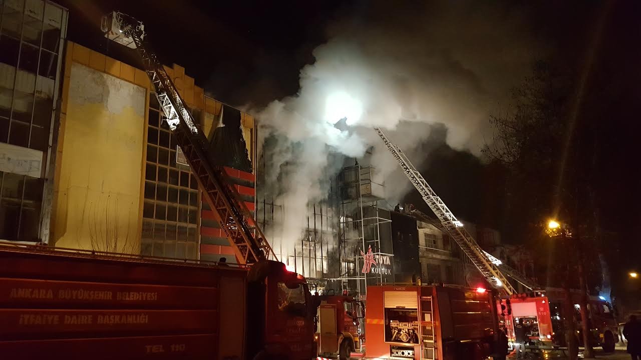 20161220aw933889_02.jpg 20161220aw933889_02.jpg