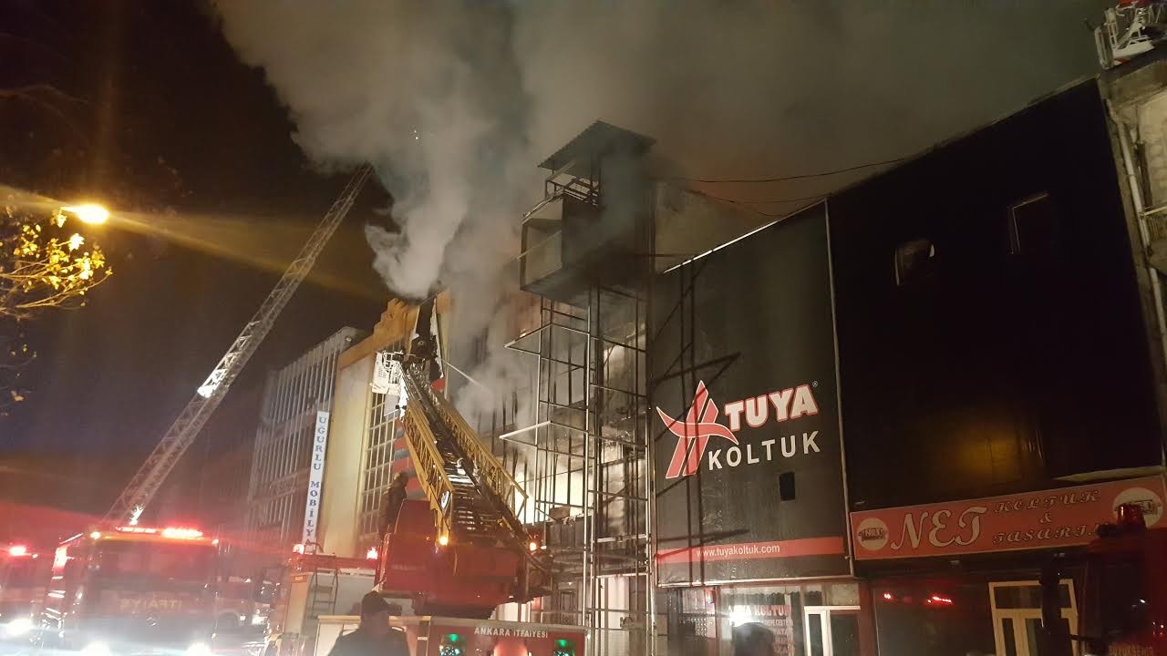 20161220aw933889_04.jpg 20161220aw933889_04.jpg